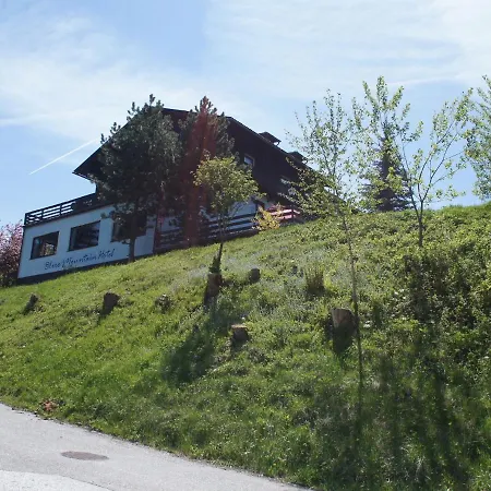Tranquil With Sauna, Fitness Room, Garden, Terrace Apartman
