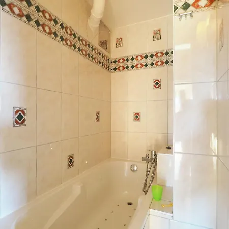 Tranquil With Sauna, Fitness Room, Garden, Terrace Apartman *